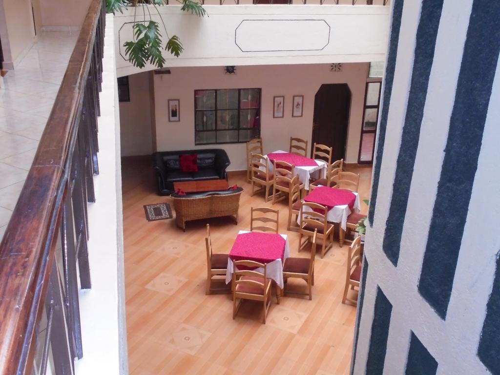 Chester Hotel Nakuru Eksteriør bilde