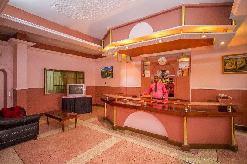 Chester Hotel Nakuru Eksteriør bilde
