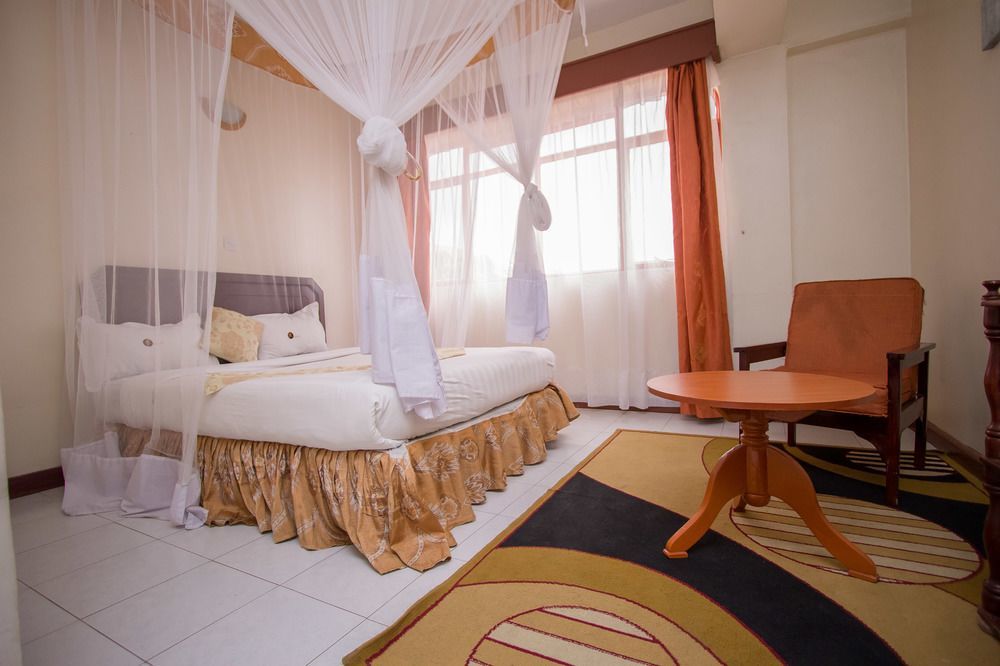 Chester Hotel Nakuru Eksteriør bilde