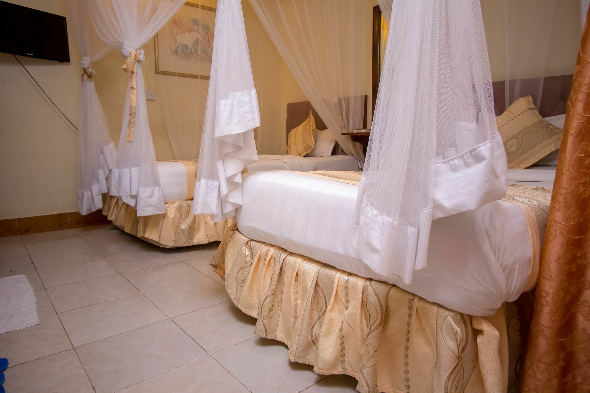 Chester Hotel Nakuru Eksteriør bilde