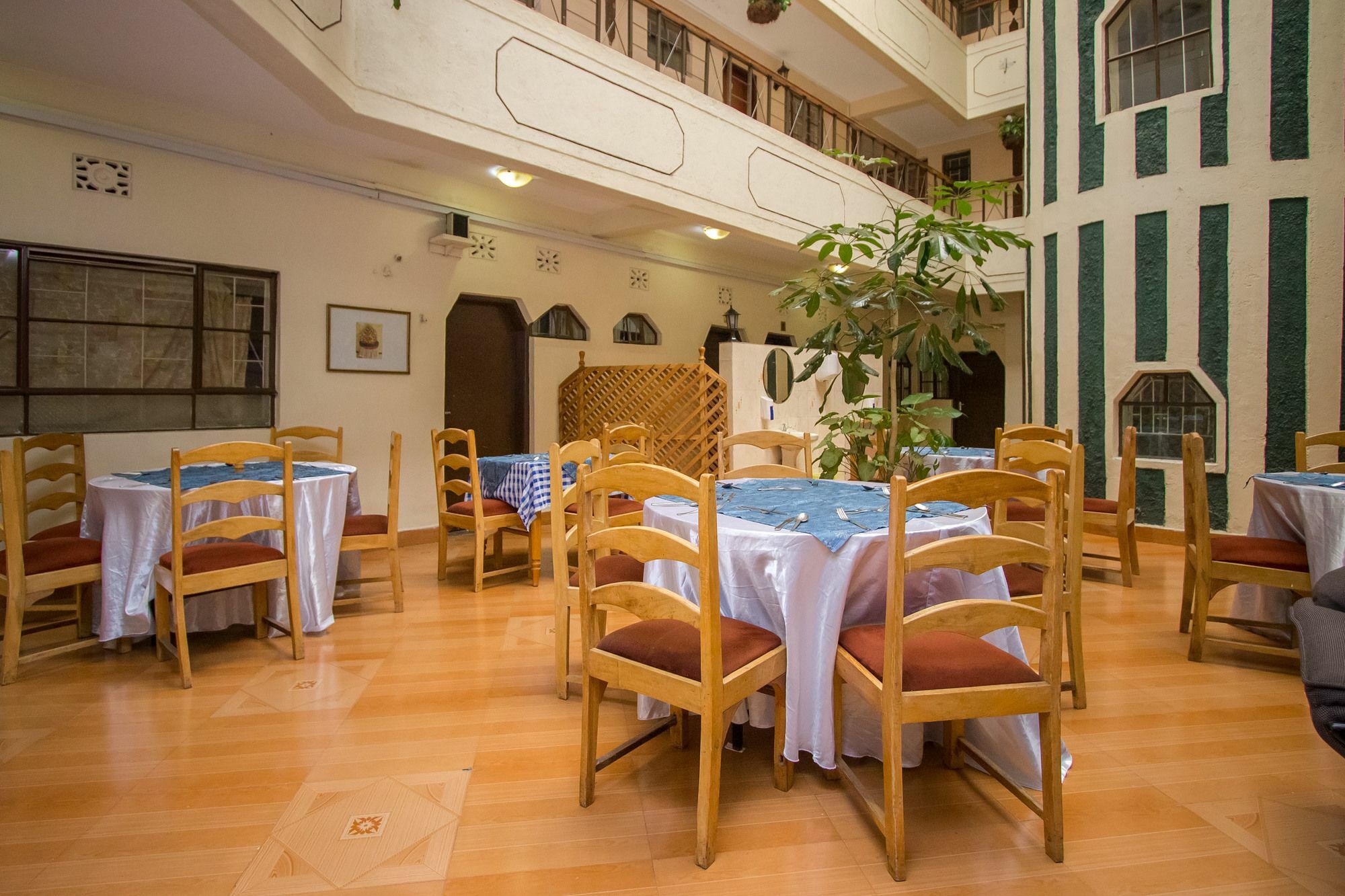Chester Hotel Nakuru Eksteriør bilde